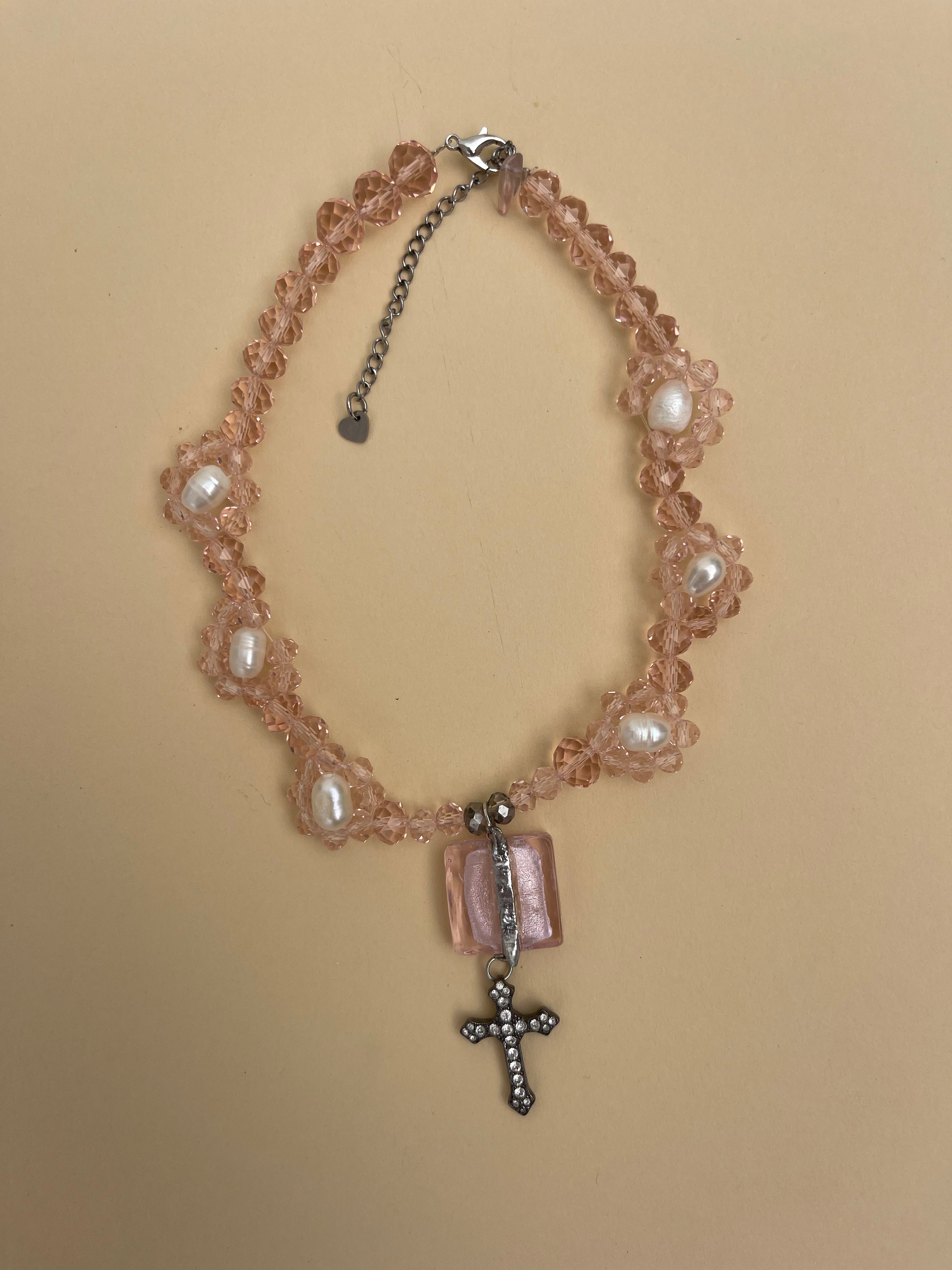 Cross on daisy chain