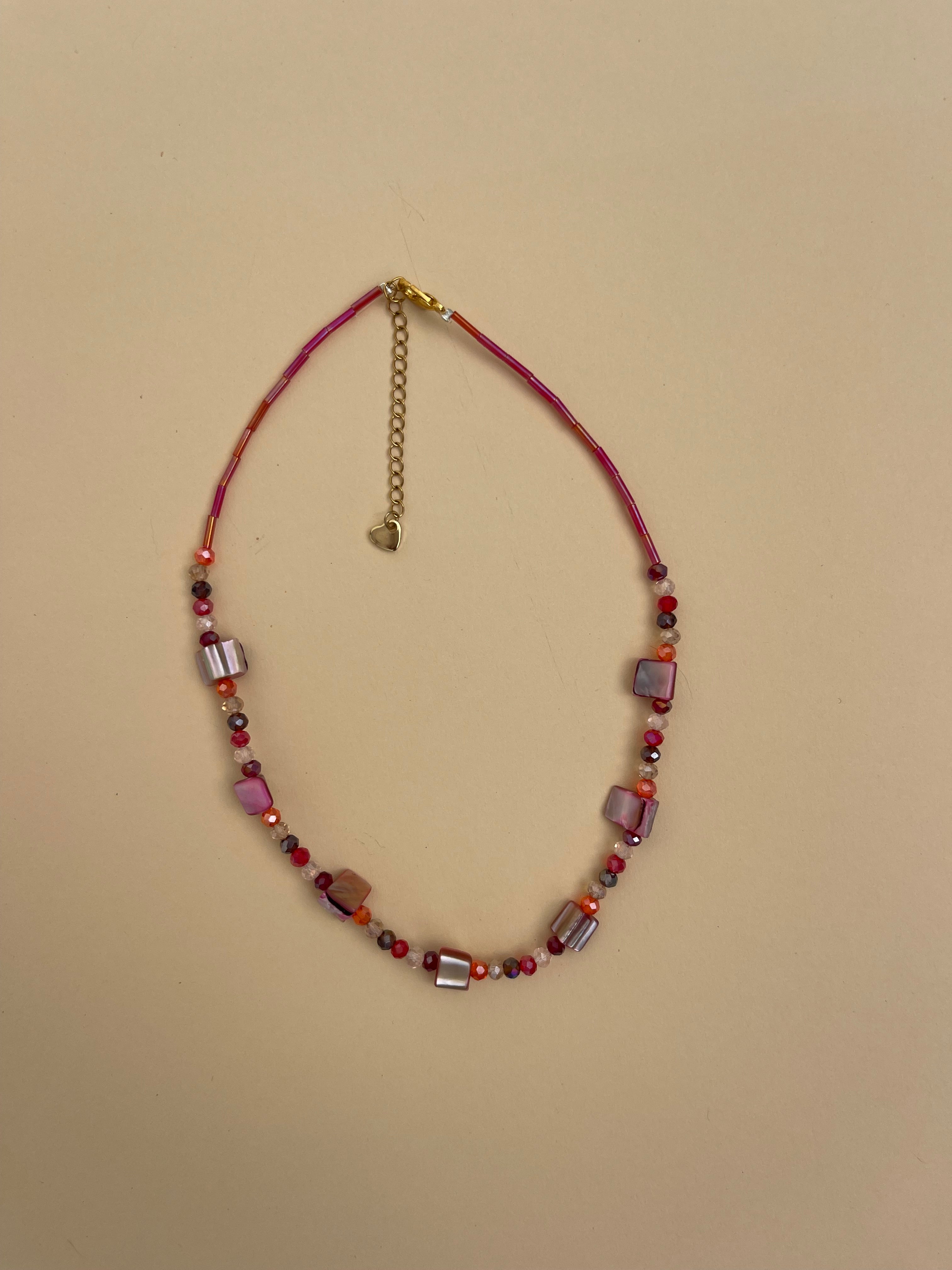 Sunset shell necklace