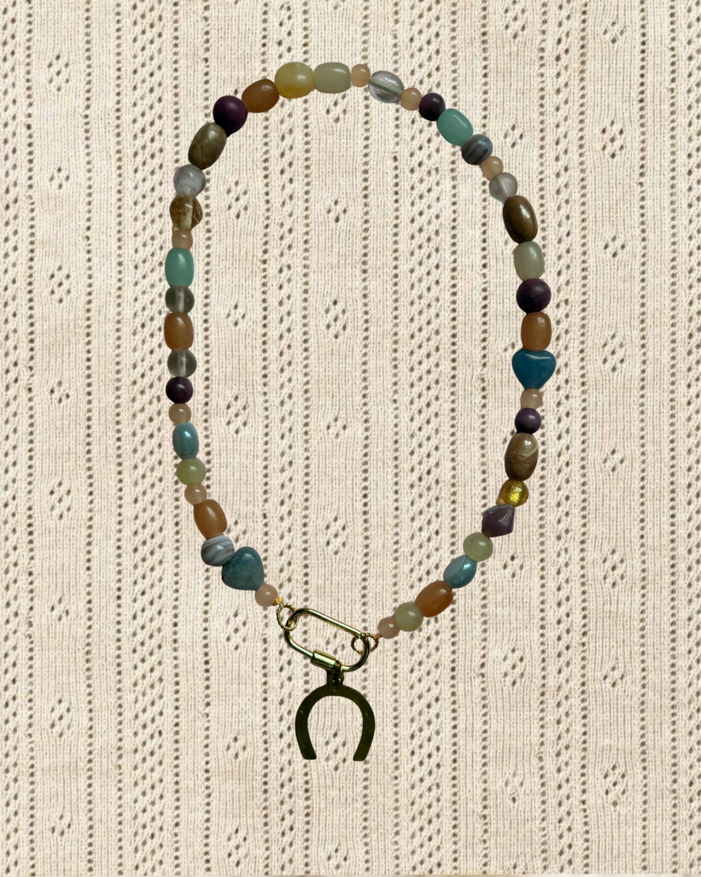 Horse shoe necklace