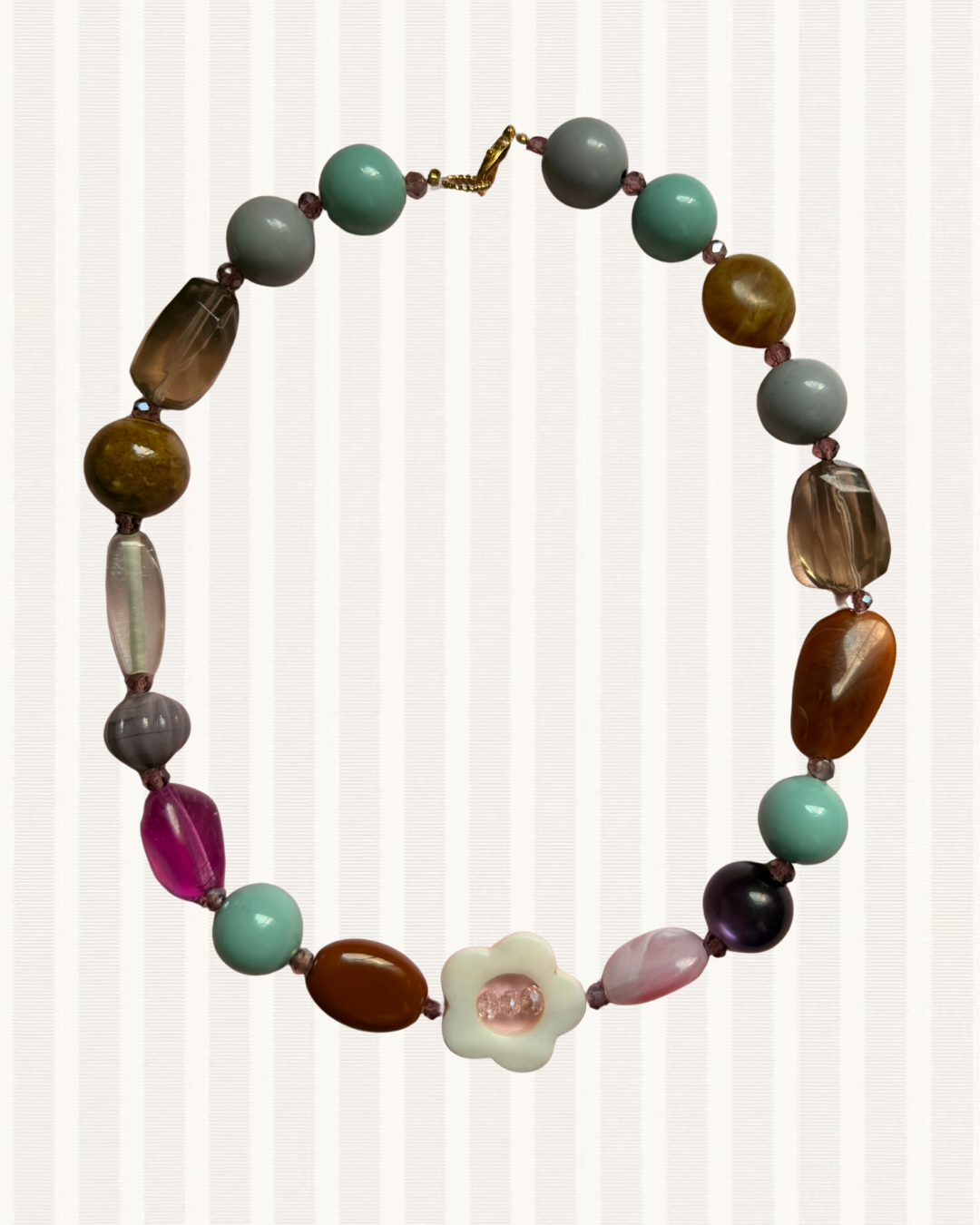 Chunky flower necklace